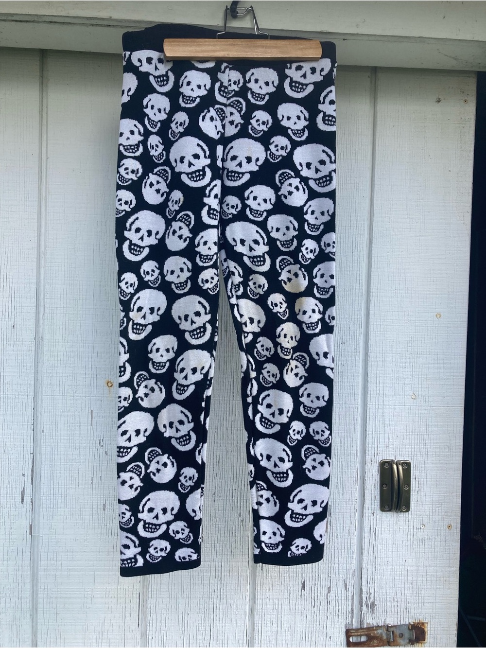 Black and White Skull Knit Sweater LEGGINS